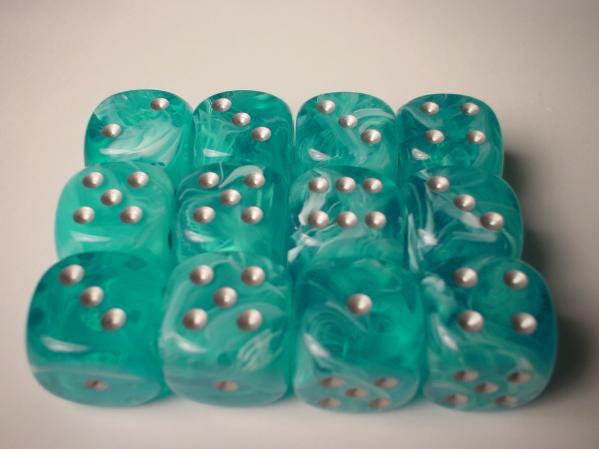 Chessex: D6 Cirrus Dice set - 12MM